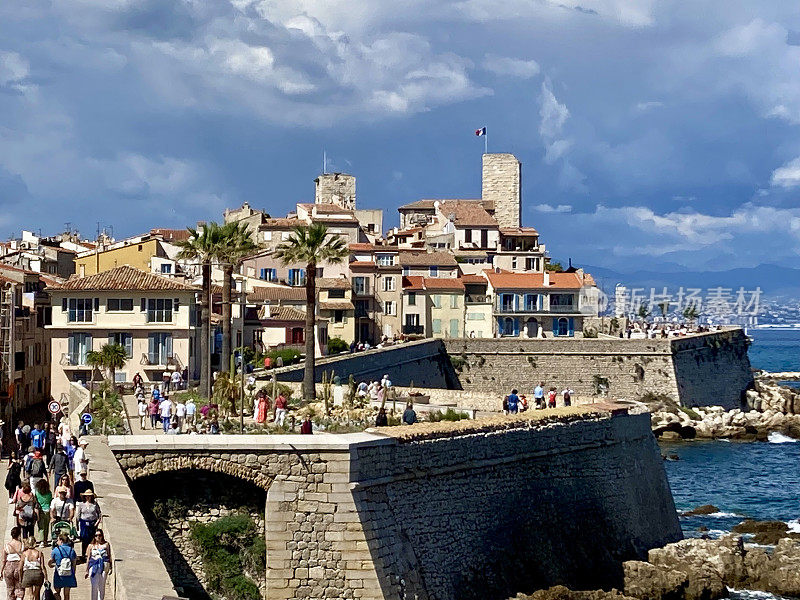 法国- Côte d 'Azur - Antibes -老城和大海